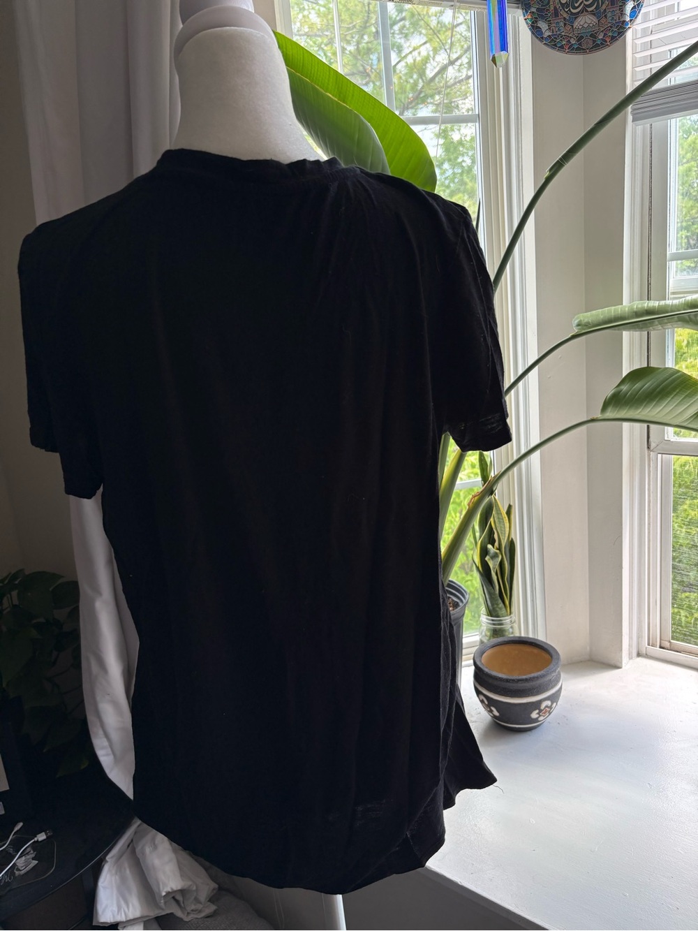 Lightweight Tee - Picture 2 of 5